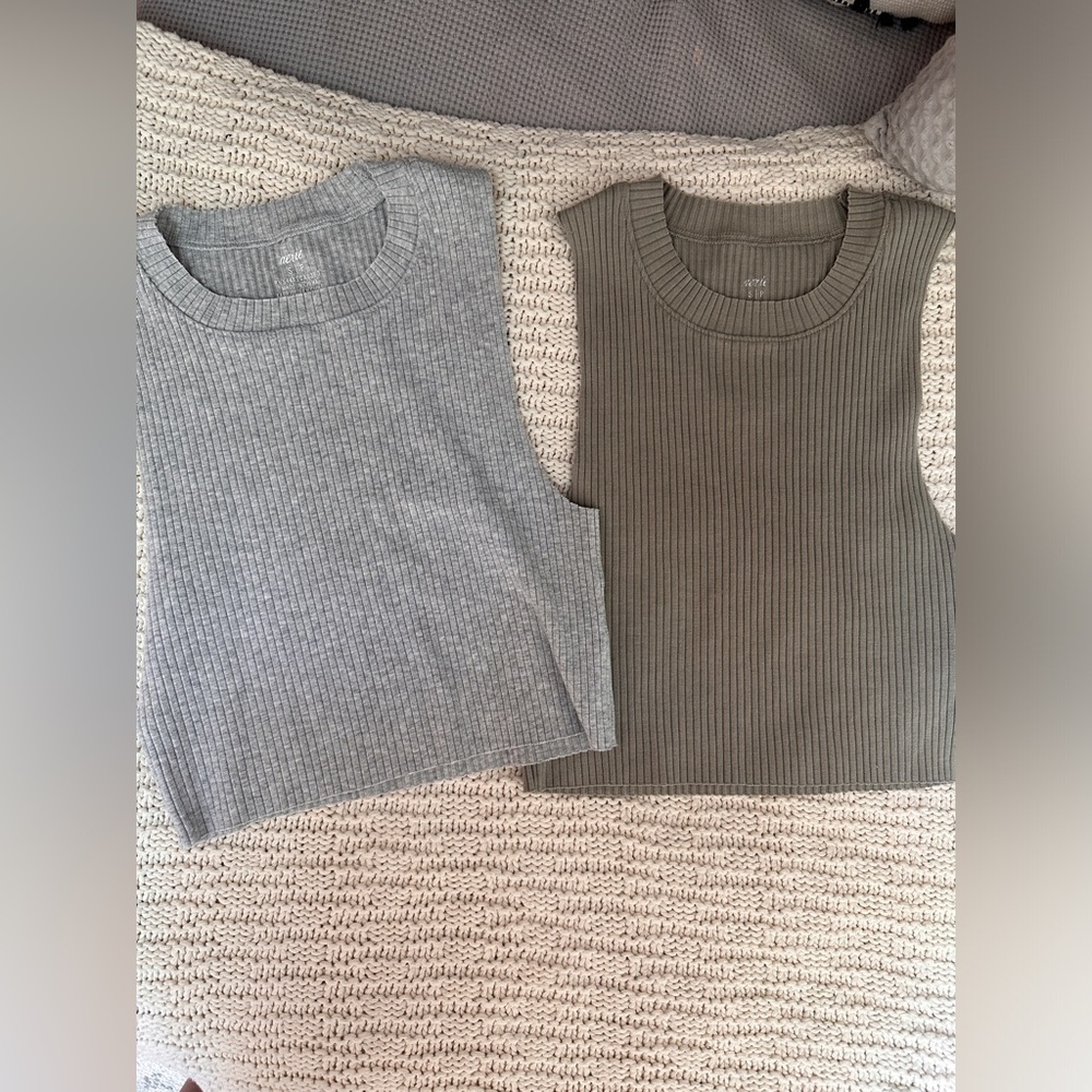 Aerie tank bundle